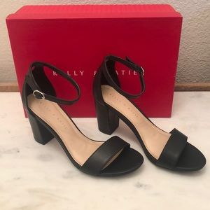 Kelly & Katie (Hailee Black size 6.5) Preowned in box wonderful condition.